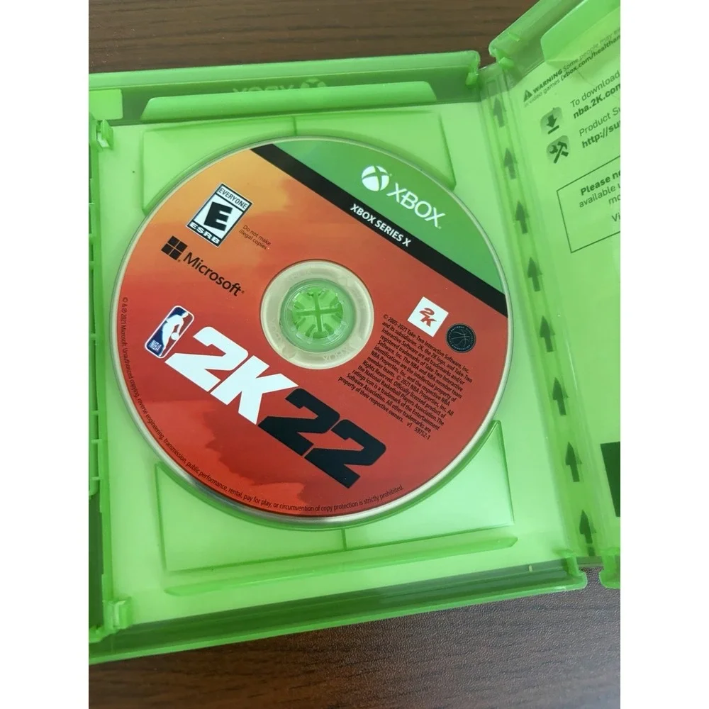 NBA 2K22 - Xbox Series X Video Game Luka Doncic Mavs Cover